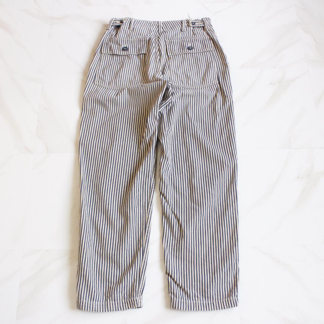 【美品】45R モンプデニムの908ベイカーパンツ Sサイズ R刺繡 ストライプ