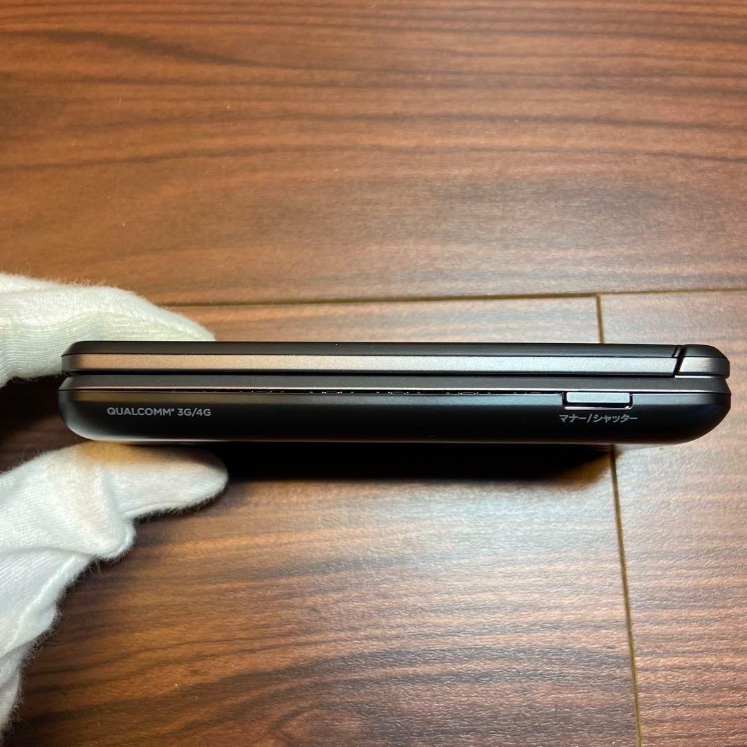 GRATINA グラティーナ KYF39SKA ガラケー 3078