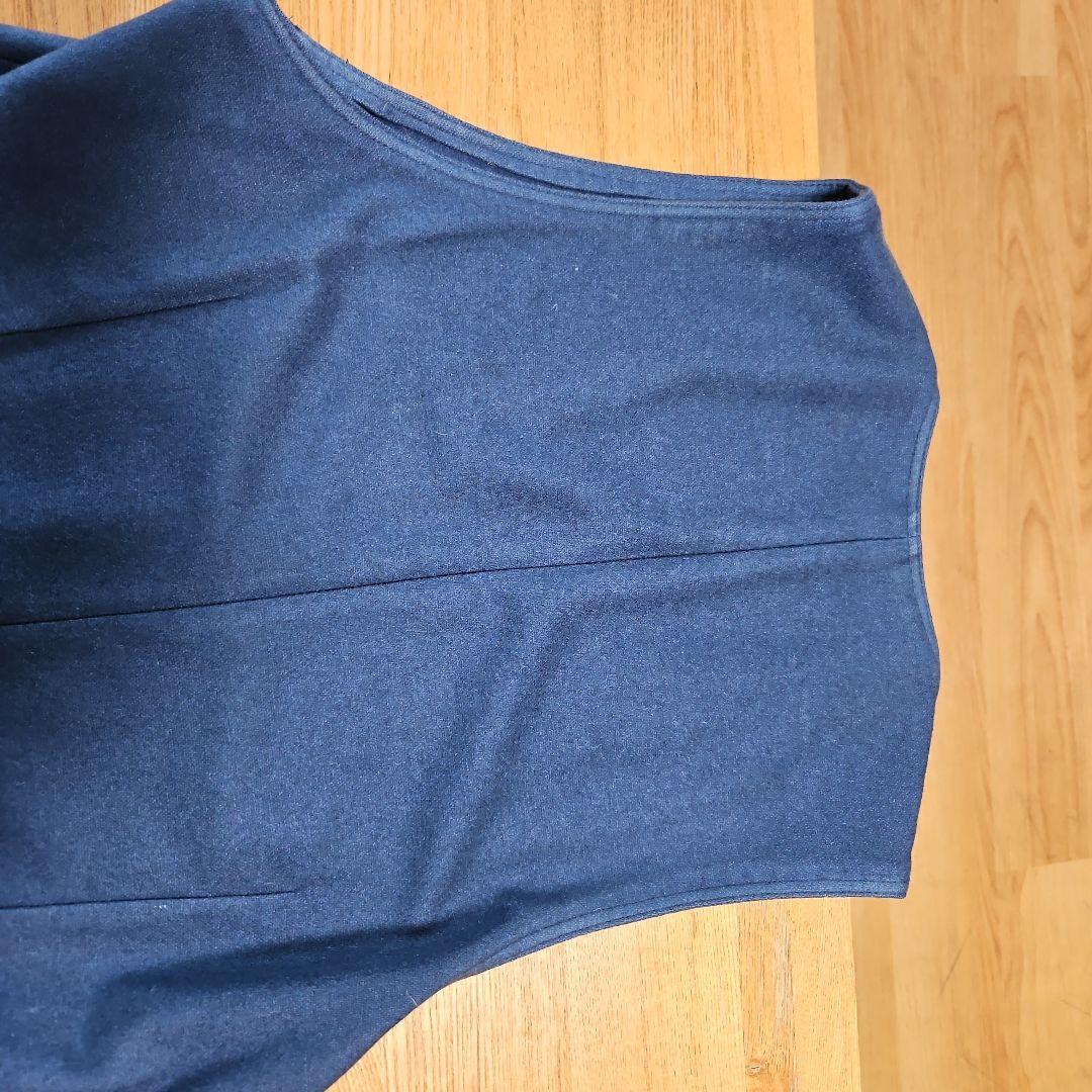 【新品に近い】ラルディーニ　秋冬ジレ　カシミア100%　S44　定価約9万円