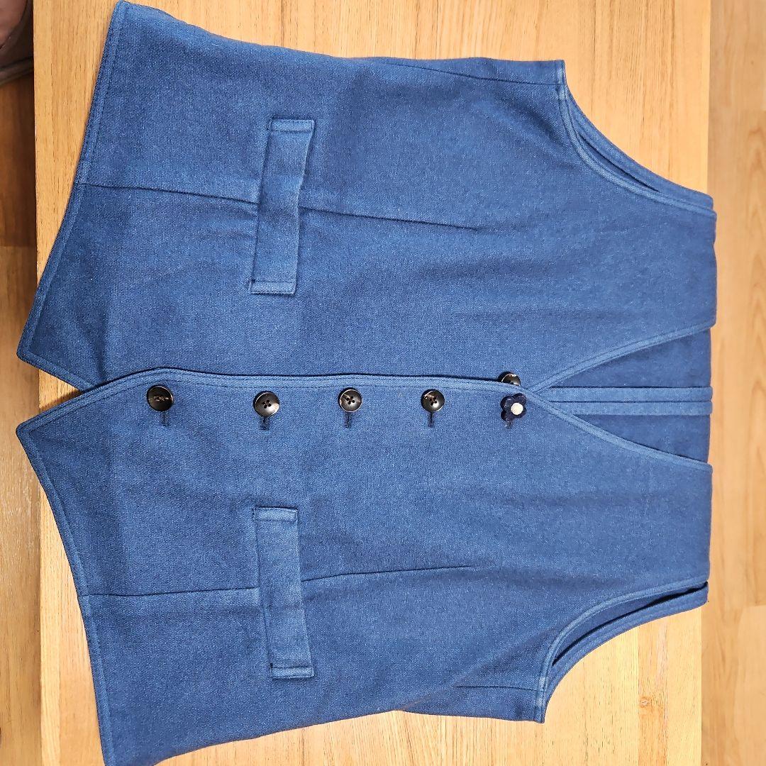 【新品に近い】ラルディーニ　秋冬ジレ　カシミア100%　S44　定価約9万円