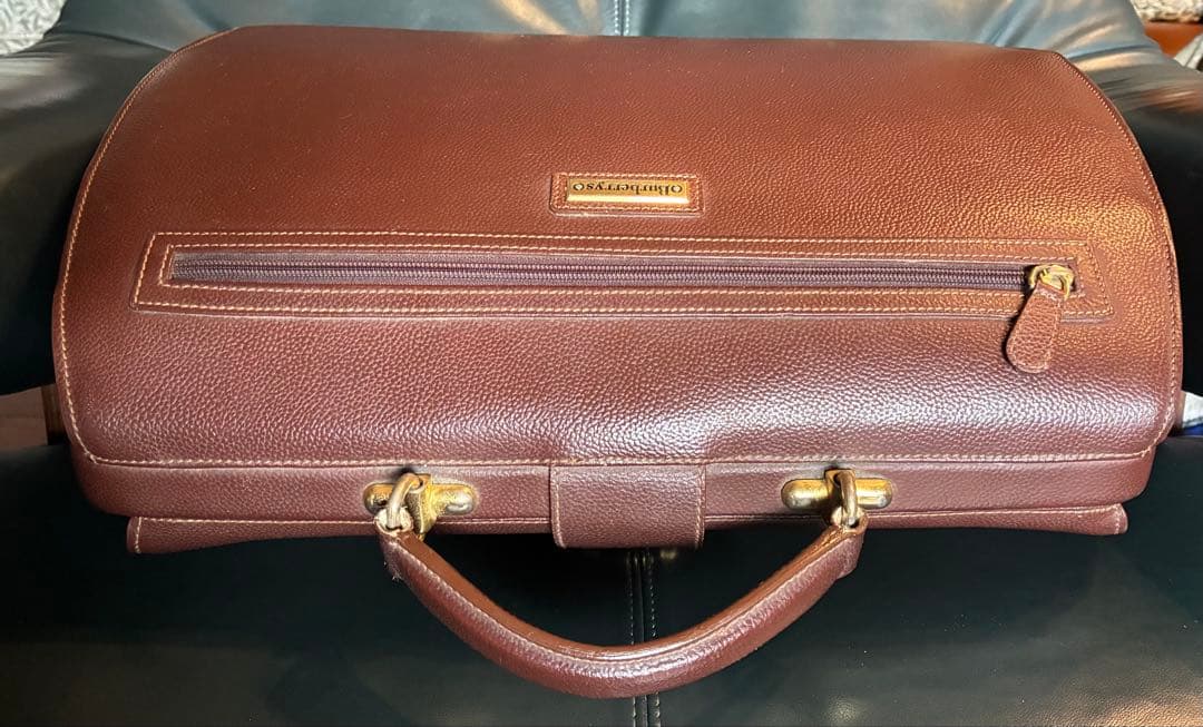 ヤ*ダ様 バーバリー　ブラウン　レザー ダレスバッグ