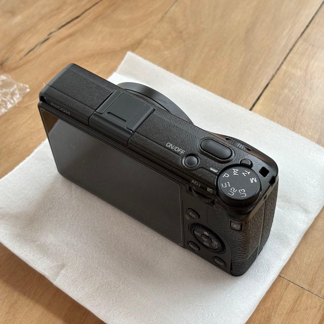【極美品】 RICOH GRIIIx 【2025年11月分　付属品多数】