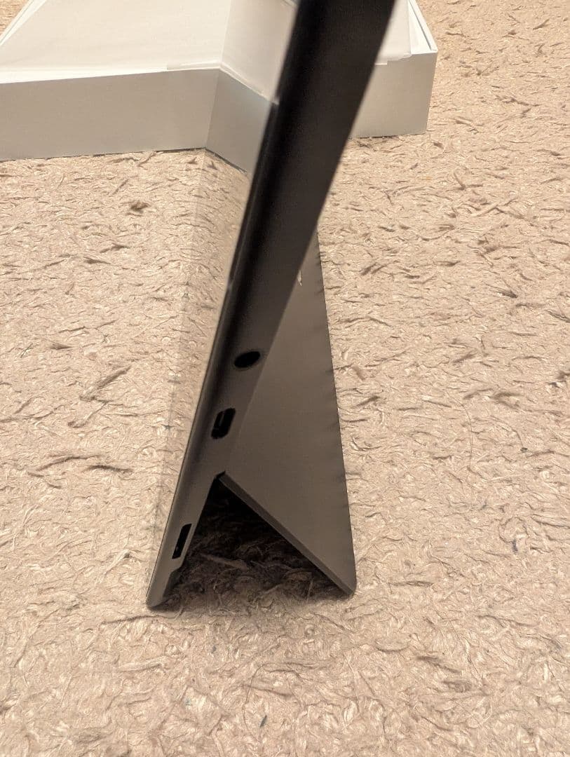 Microsoft Surface Go3 [ブラック]