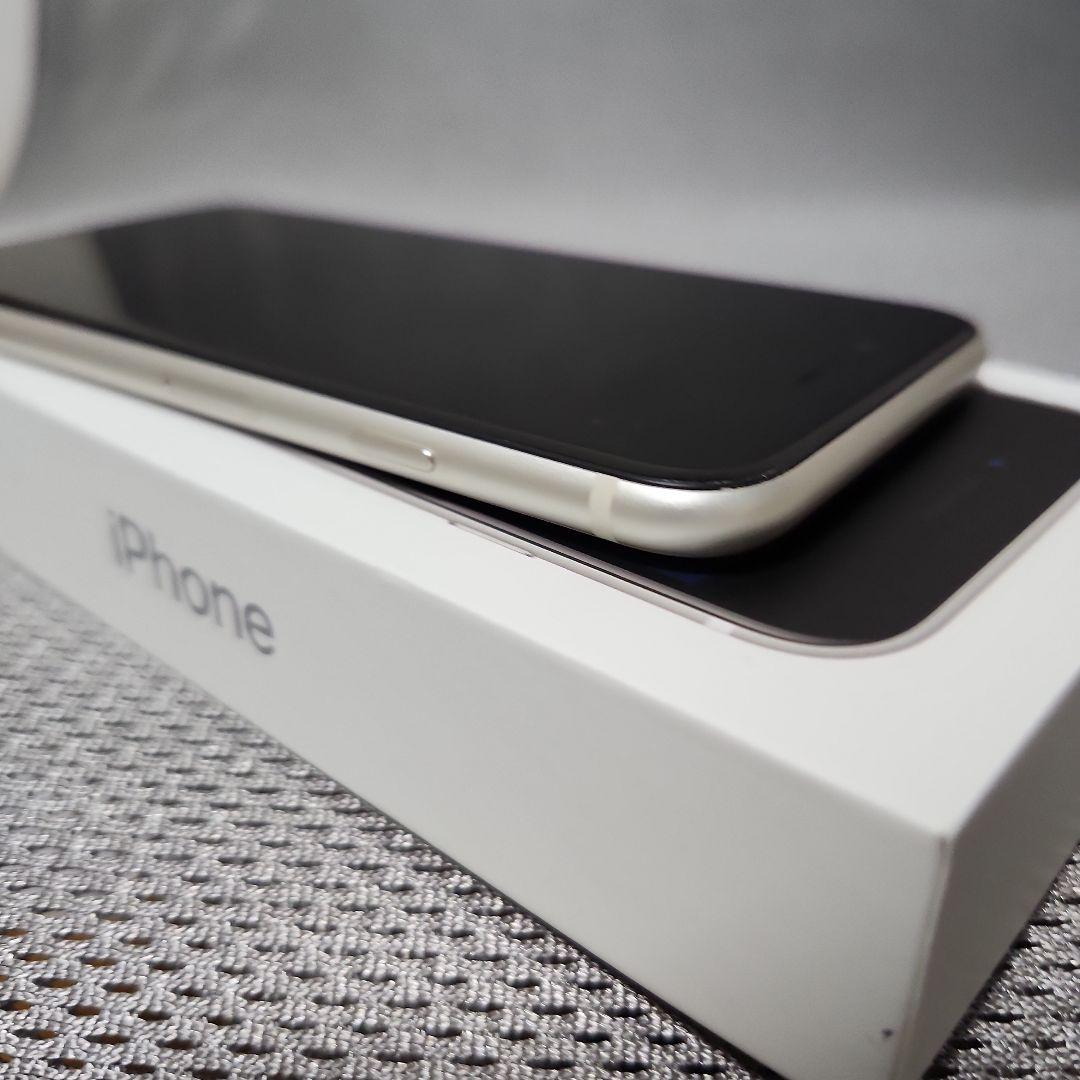 Apple iPhone SE (第2世代) 64GB ホワイト