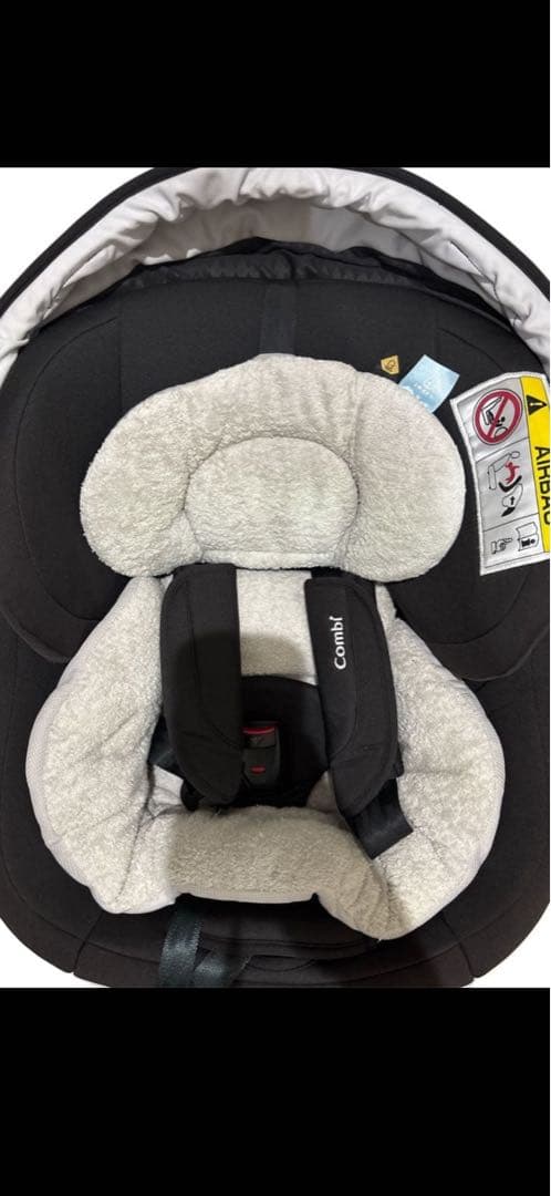 コンビ　回転式チャイルドシート ブラック/ホワイト
