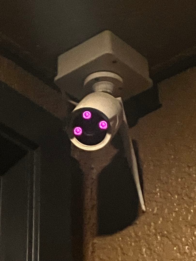 VTNEICK HD NVR 防犯　カメラ4台付き 中古 動作可