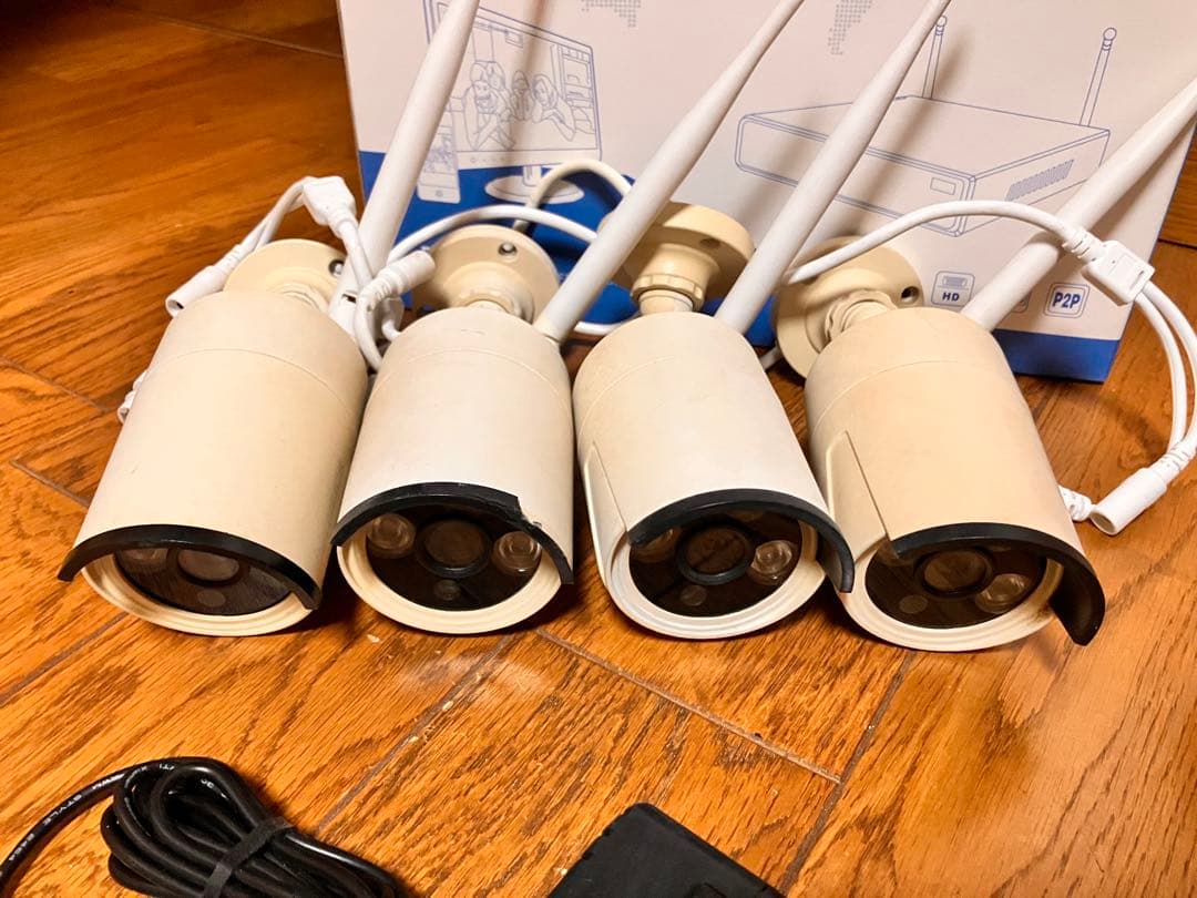 VTNEICK HD NVR 防犯　カメラ4台付き 中古 動作可