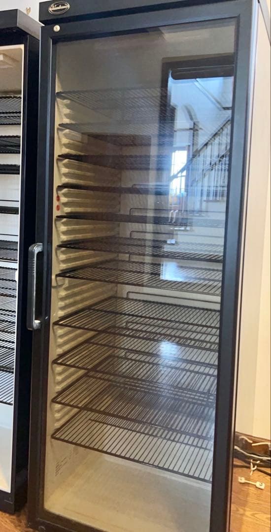 ドイツ製高級ワインセラー大型　右開きH160cm Chambrair