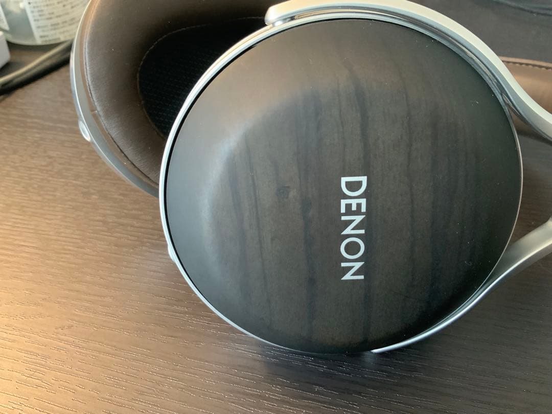 ヘッドホン Denon d5200