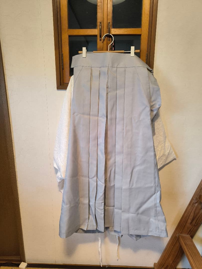 袴セット白いレース模様の長襦袢、お花半襟、フワフワ帯付きセット　別売ブーツ有