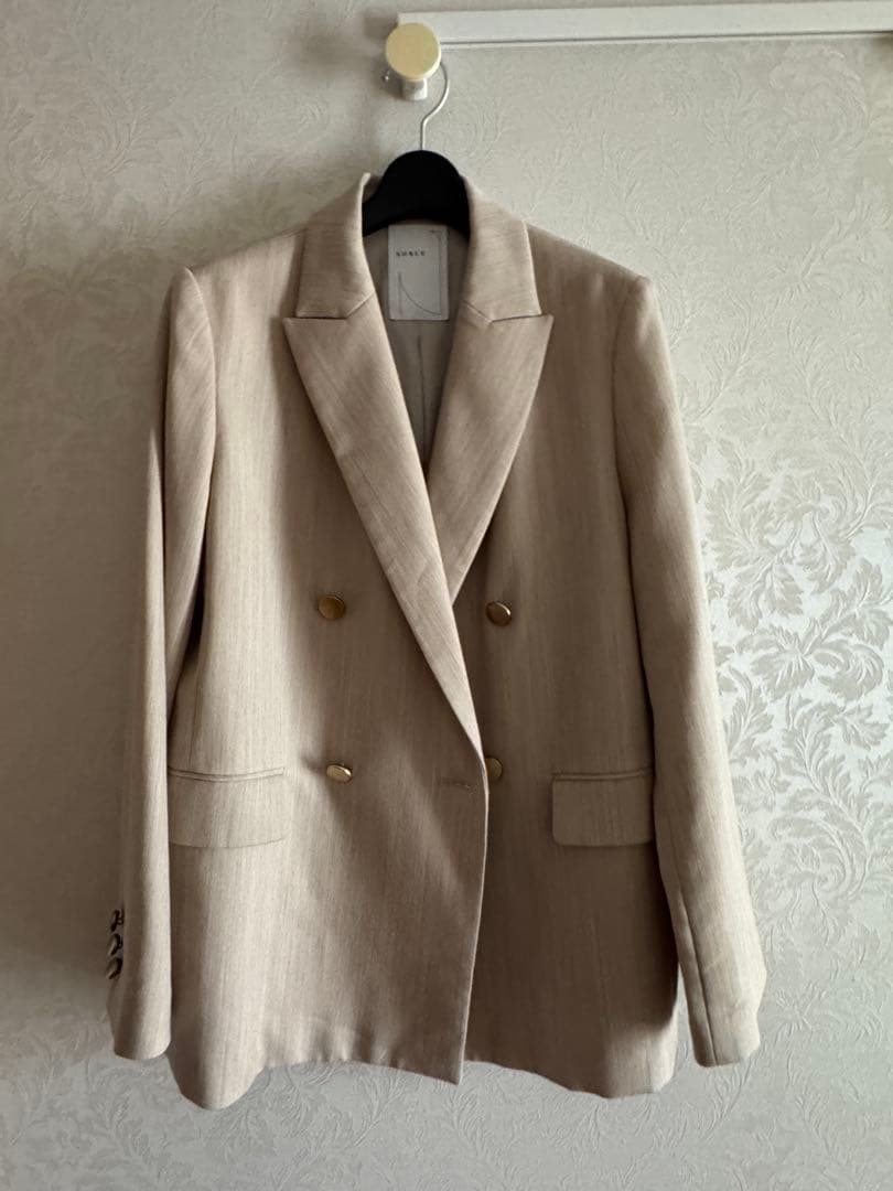 NOBLE ベージュ ダブルブレスト テーラードジャケット　38size