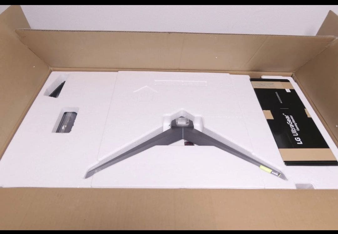 LG UltraGear 32GQ950-B（4k 144hz）