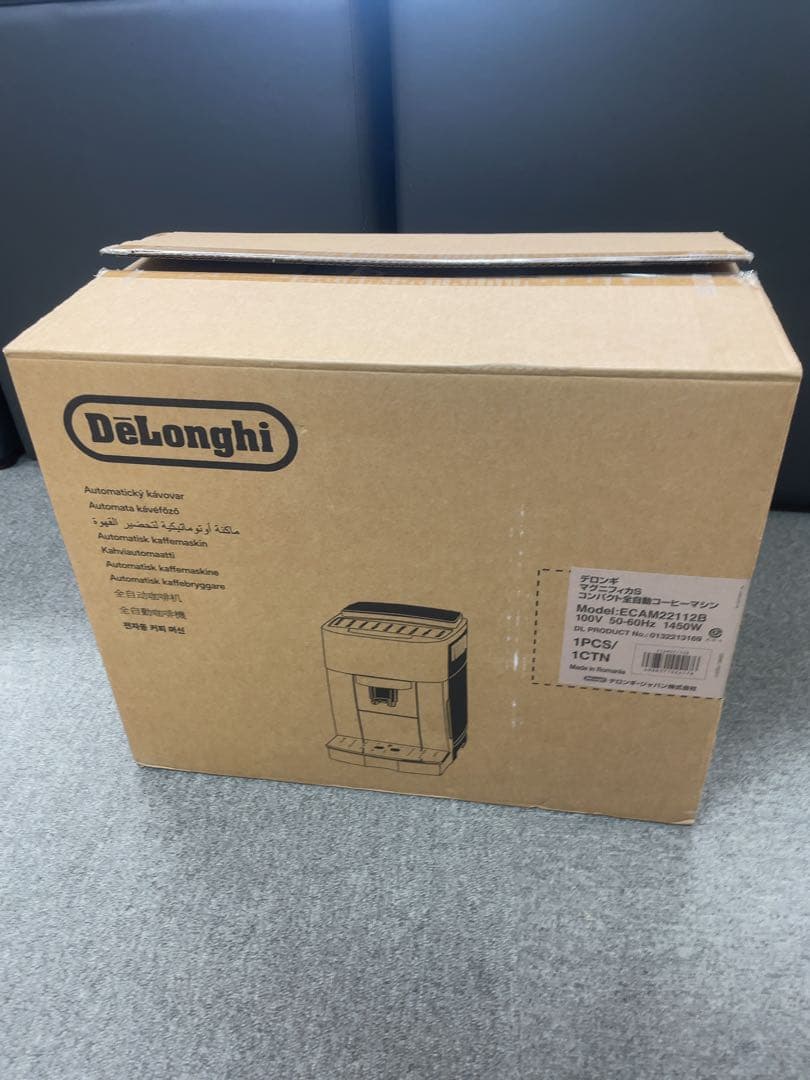 【新品】デロンギ DeLonghi 全自動コーヒーマシン ECAM22112B