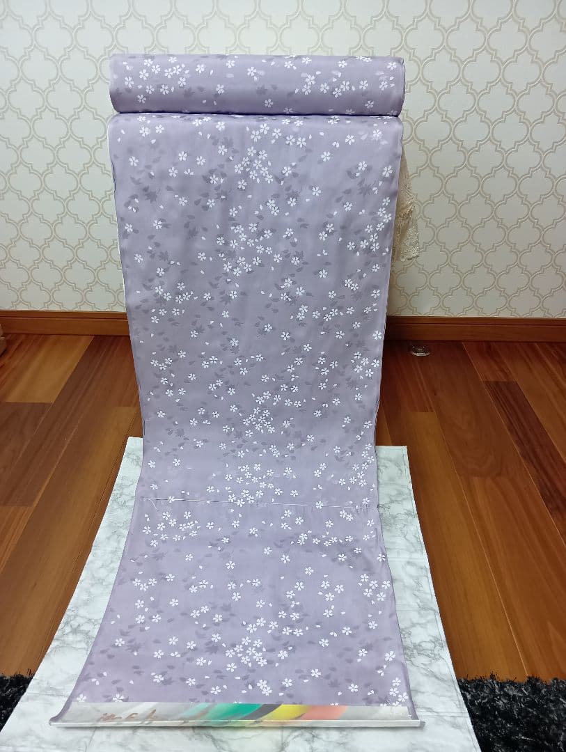 御襦袢地　反物　ラベンダー色　薄紫 桜の花柄　　 絹100%