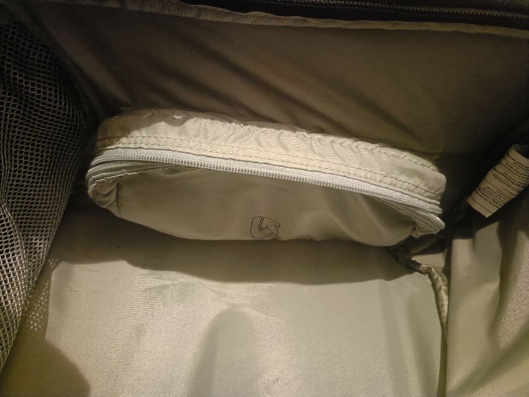 美品 BURTON ボストンバッグ ブラック スノーボード スキー 大容量