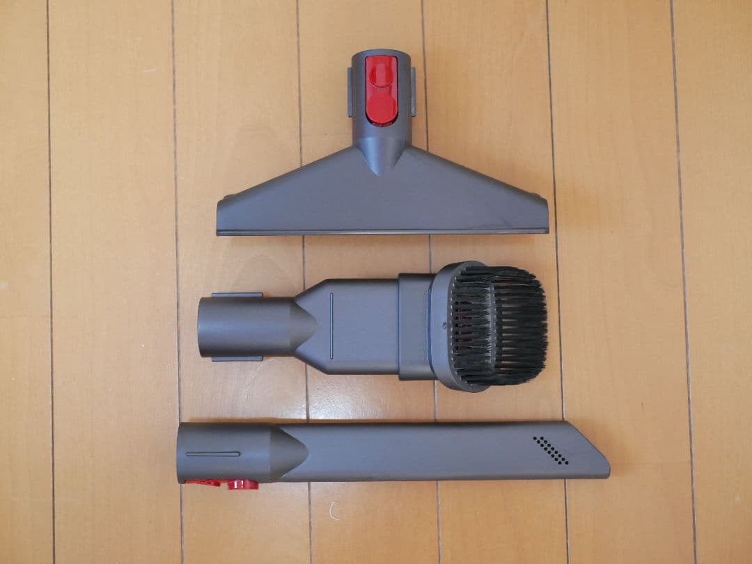 【中古美品】Dyson SV18 本体+ツールセット