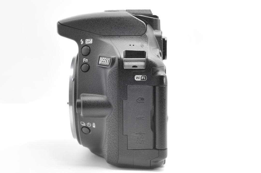 ❤️おすすめ❤️Wi-Fi搭載機❤️Nikon D5500 デジタル一眼レフ