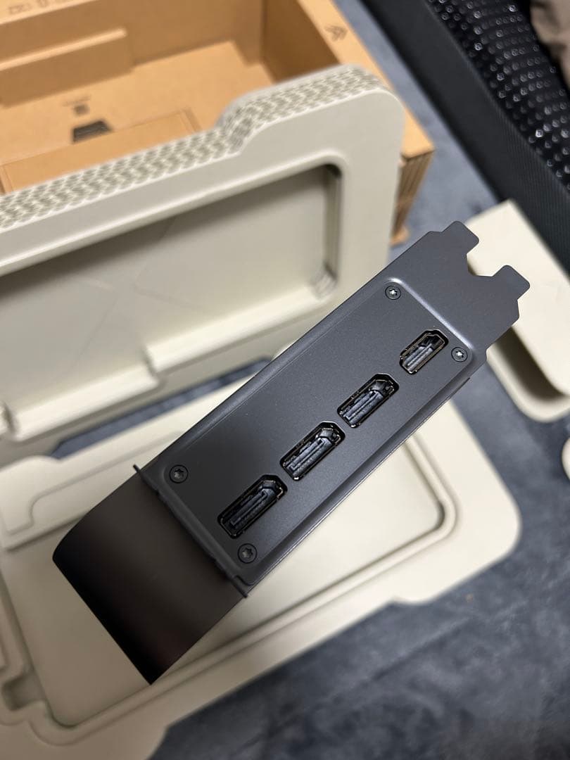 (L&Rさん専用)RTX5090 founders edition