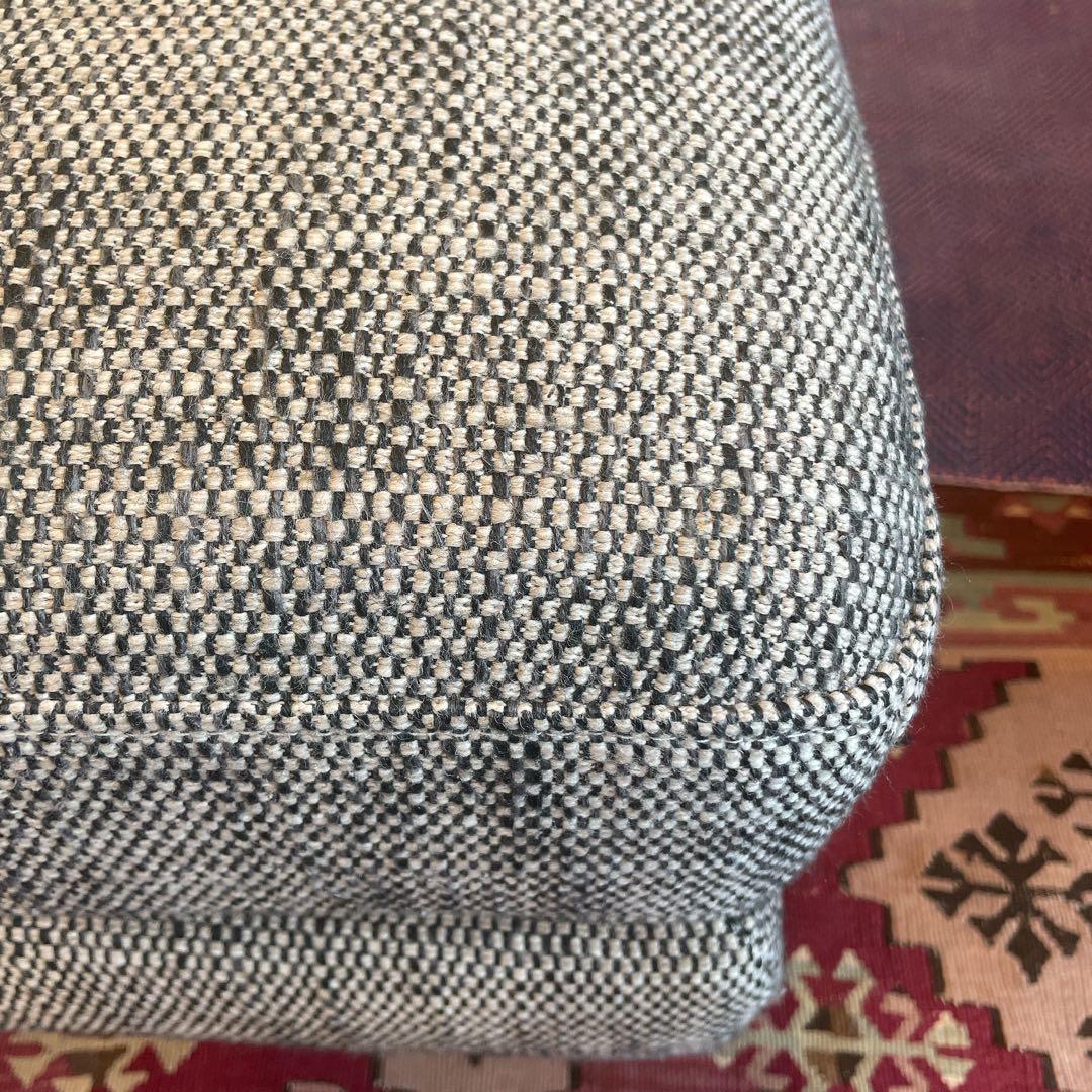 unico ボアラム オットマン