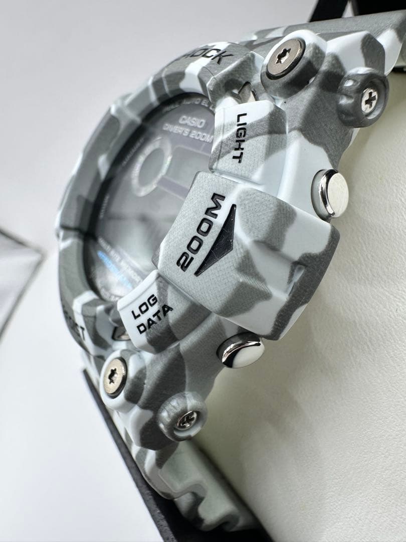 新品未使用　G-SHOCK GW-200CF-7JF カモ