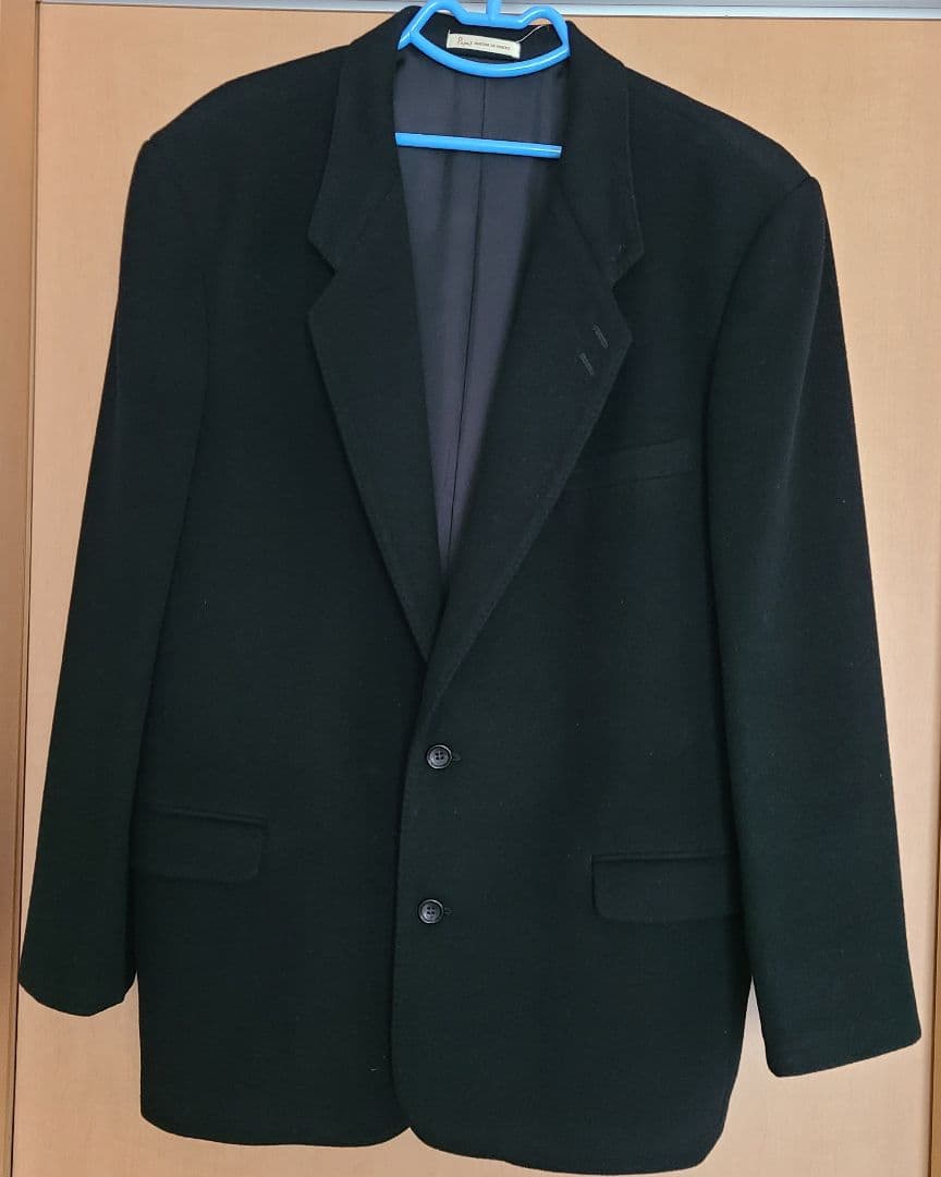 パパス　ブラック テーラードジャケット 2つボタン