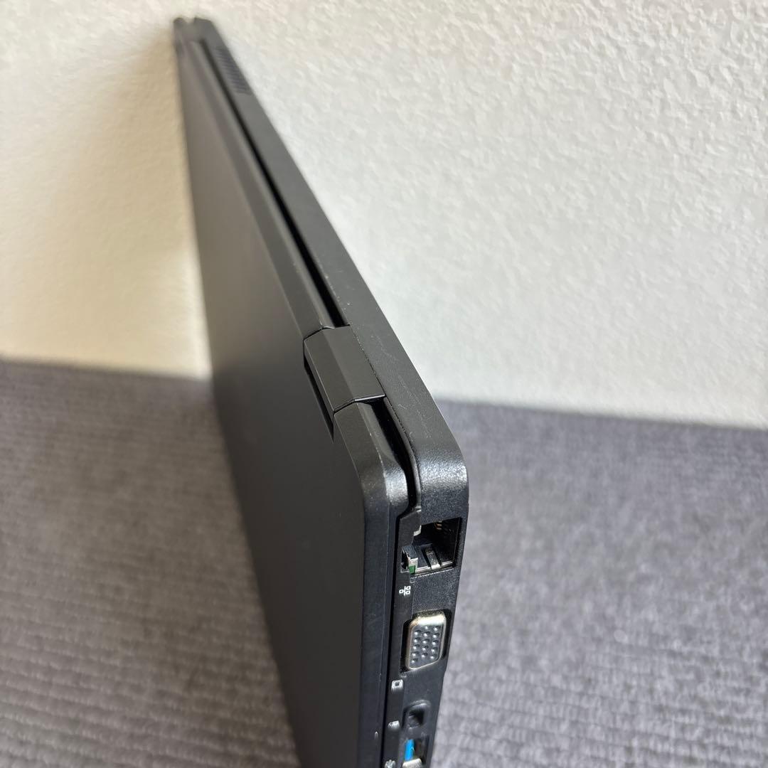 富士通lifebook U7311/F i5-1145G7 メモリ8GB 顔認証