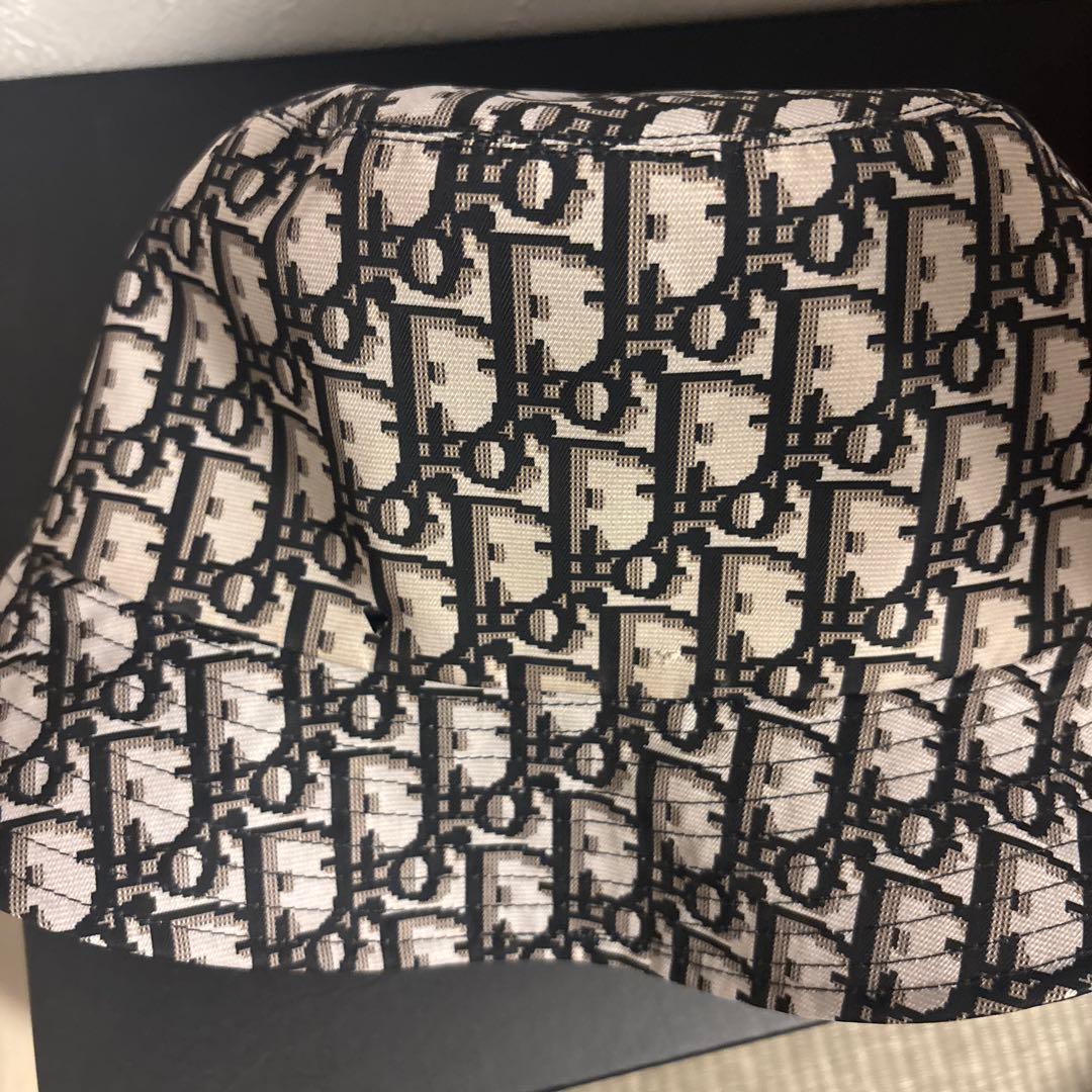 最安値DIORリバーシブルバケットハット