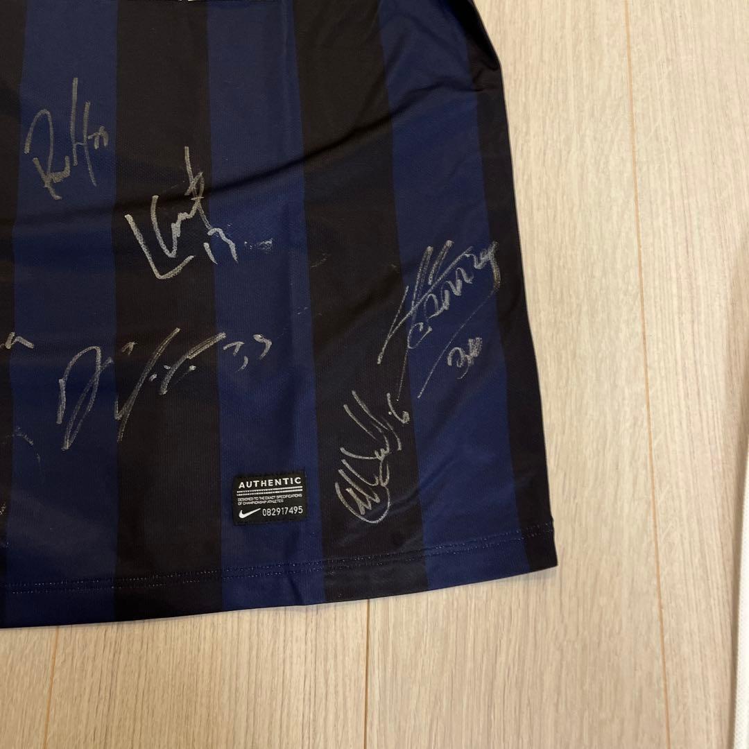 インテルミラノ、選手サイン入りユニフォーム、9月末迄く掲載。