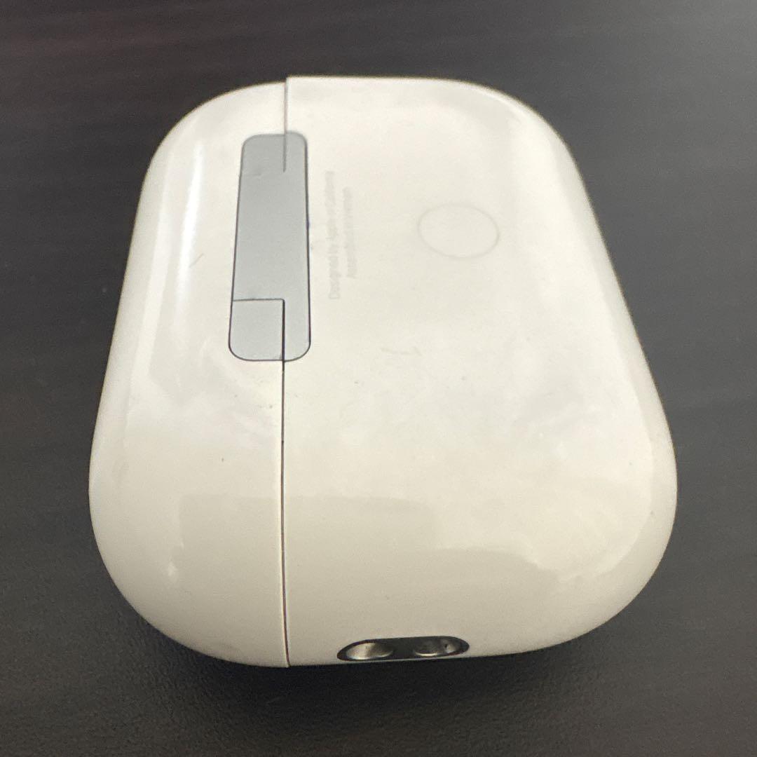 AirPods Pro（第2世代）Lightningケーブル 充電ケース付