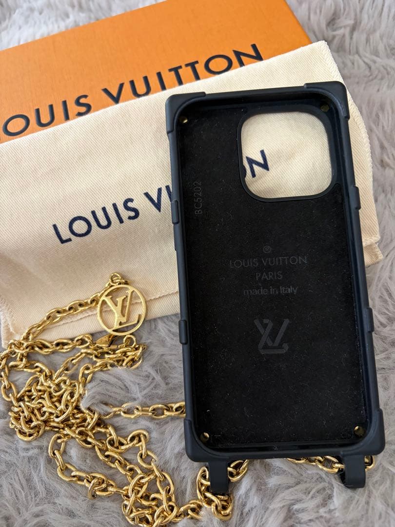 LOUIS VUITTON 携帯ケース14pro