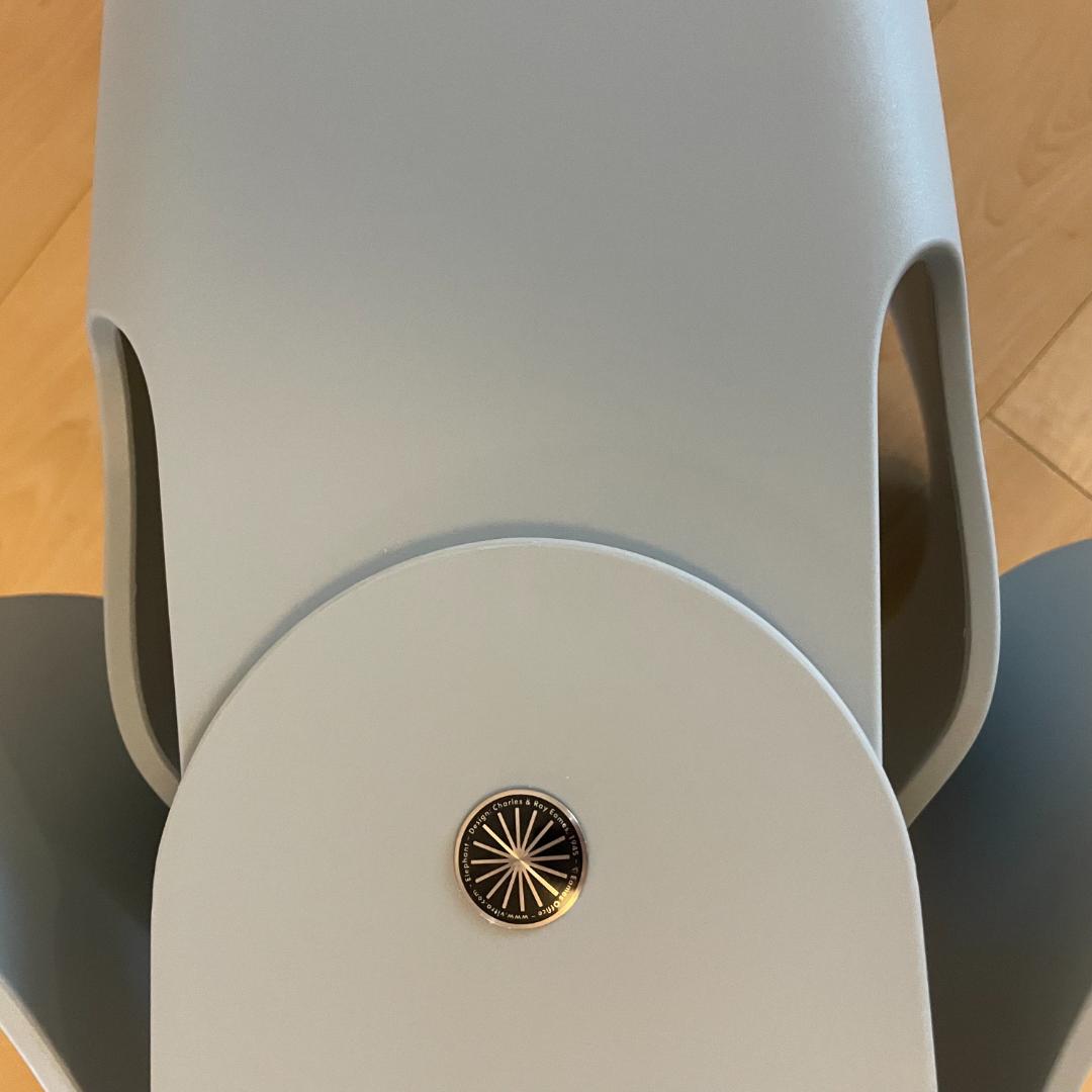 Vitra イームズエレファント アイスグレー