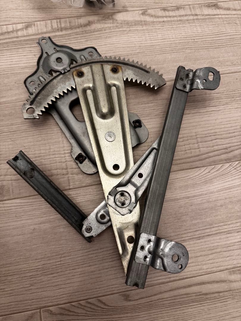 【廃盤】シルビア ヴァリエッタ 三角窓レギュレーター左右