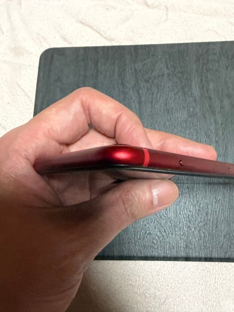 美品 iPhone 8 64GB レッド