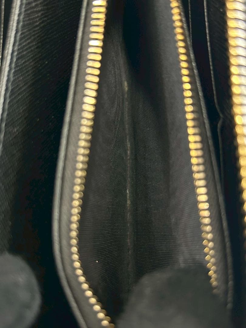 プラダ 長財布 ファスナー サファイアーノレザー ゴールド 黒 箱 ギャラあり