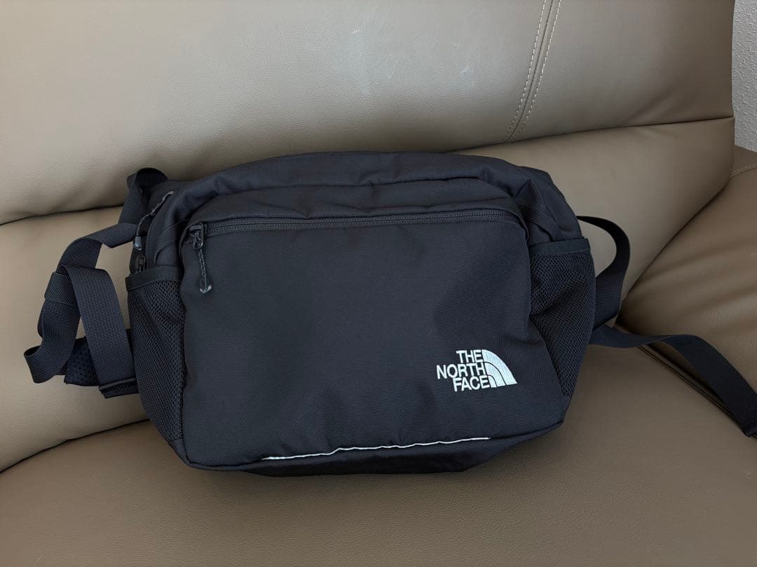 ノースフェイス ベビー スリングバッグ