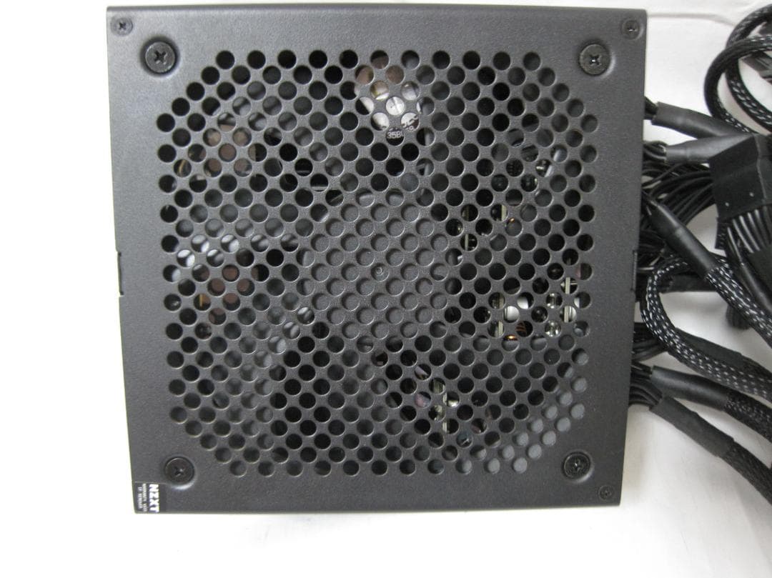 NZXT C1000 1000W 電源ユニット