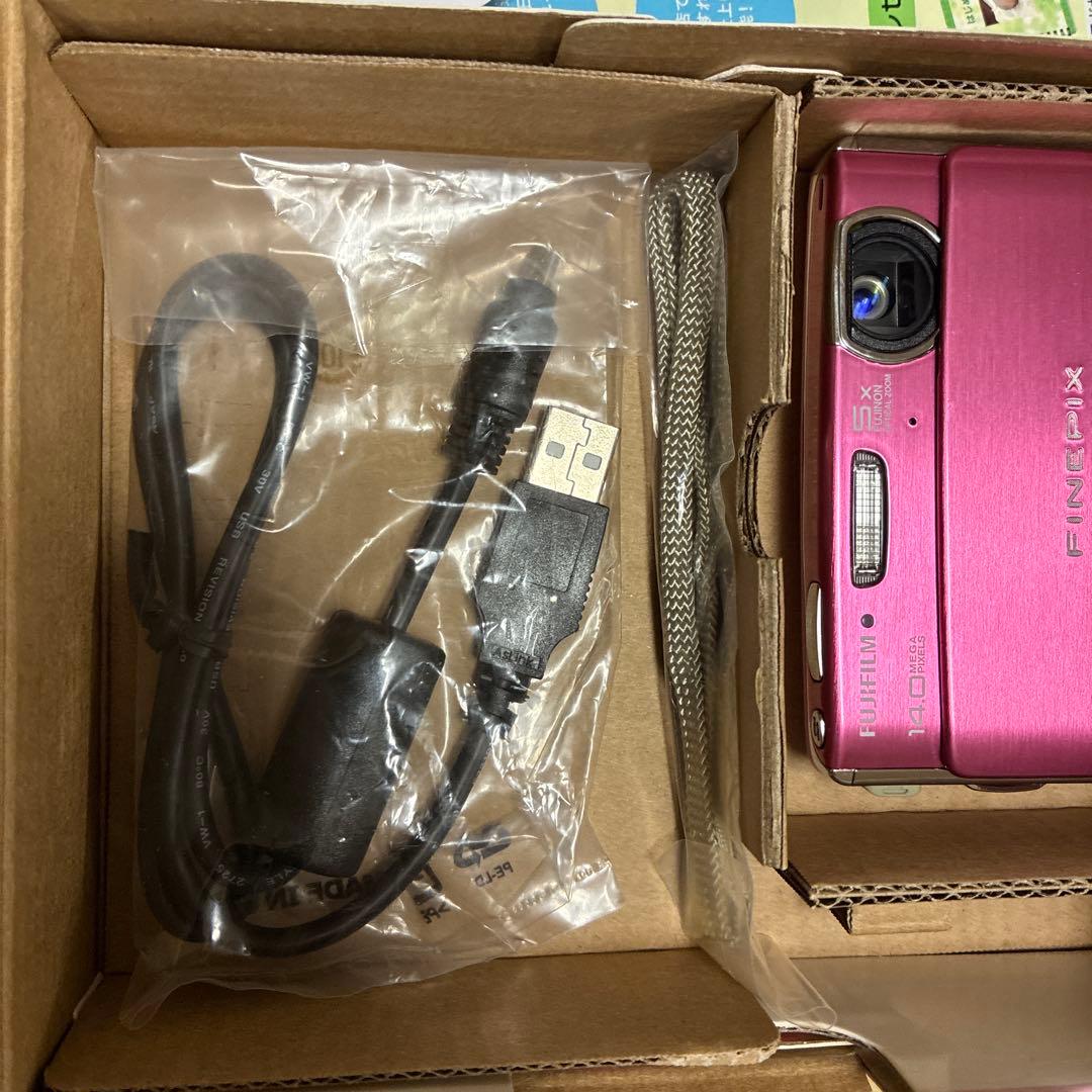 Fine pix Z80 箱付き　デジカメ