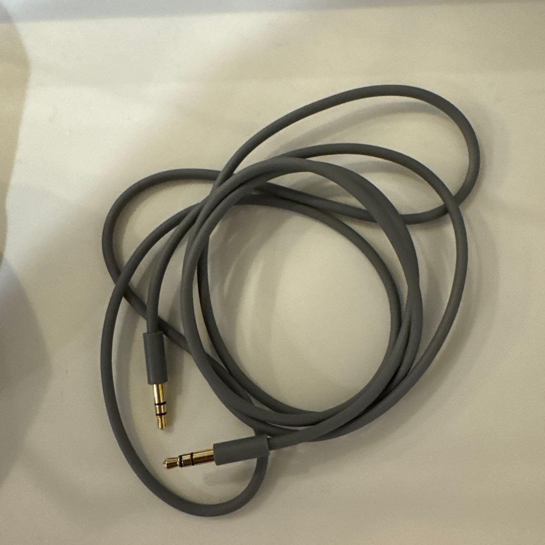 Beats Studio Pro ワイヤレスヘッドホン ベージュ