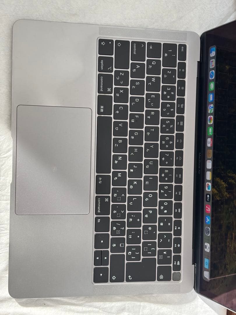 MacBook Air 13インチ　A1932 128GB 8GB