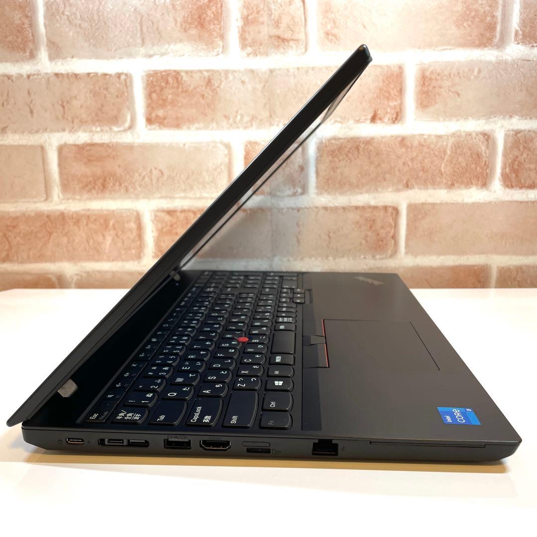 ★美品★ 2021年製 第11世代Corei5 15.6型 Lenovo UU6