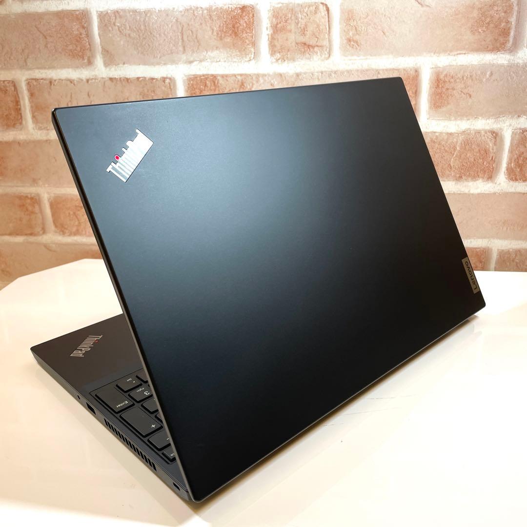 ★美品★ 2021年製 第11世代Corei5 15.6型 Lenovo UU6