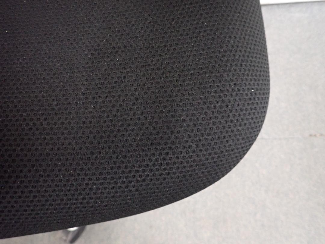 オカムラ　シルフィチェア　22-1704