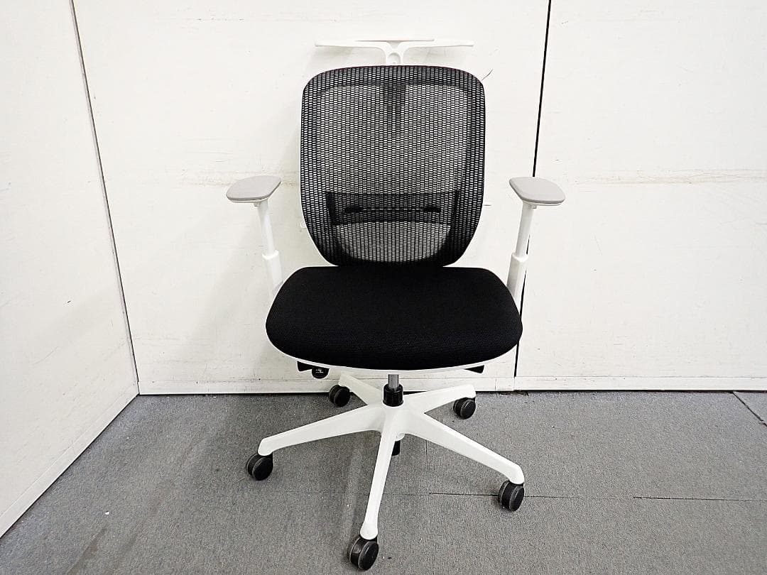 オカムラ　シルフィチェア　22-1704