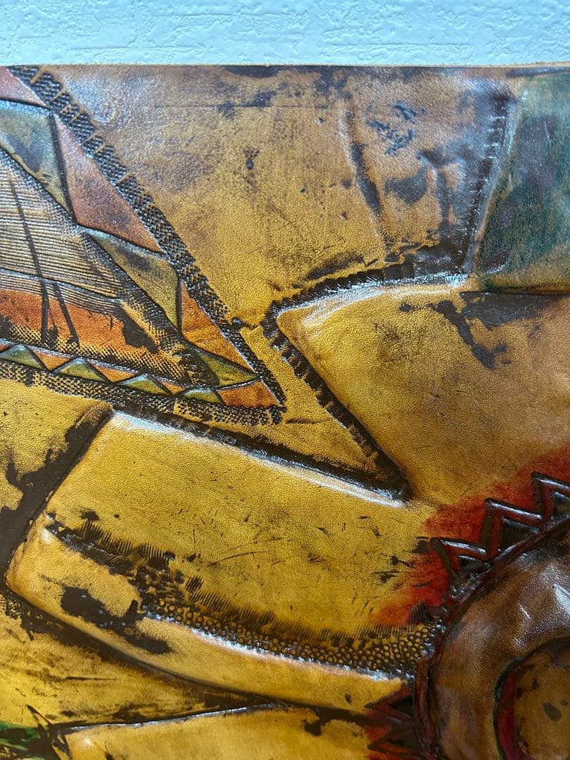 ヴィンテージ 革のレリーフアート M.Ohara サイン入り 壁掛けアート