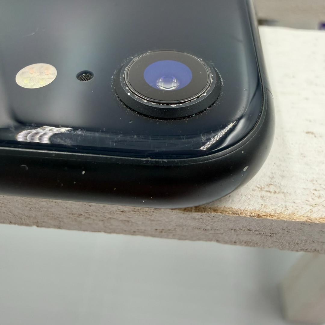 iPhone SE第3世代 64GB ミッドナイト 391