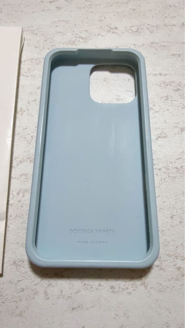 BOTTEGA VENETA iPhone16promax ライトブルー