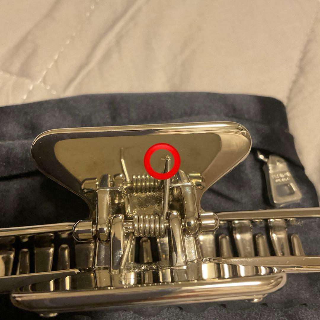 PRADA ヘアクリップ シルバー