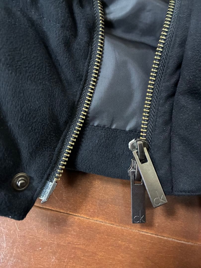   フード付きダウンベストXLブラック美品ダブルジッパー