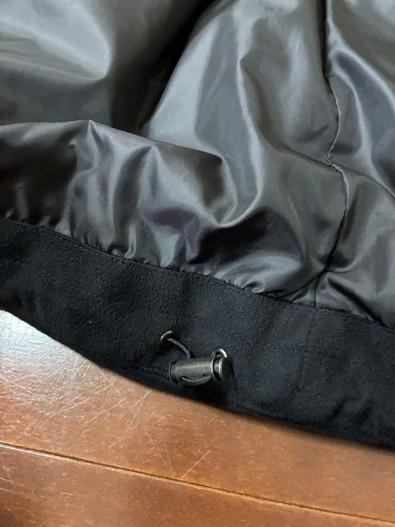   フード付きダウンベストXLブラック美品ダブルジッパー