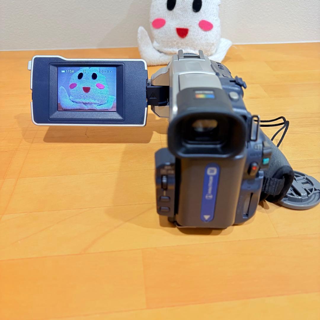 SONY DCR-TRV18ビデオ　カメラ　ハンディカム　ソニー